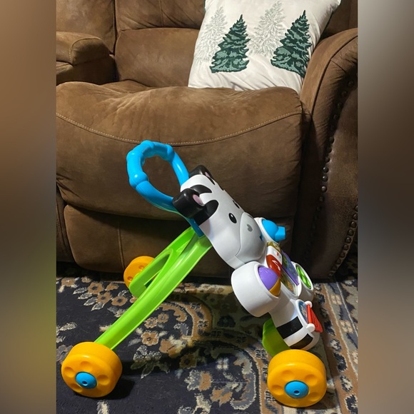Zebra walk along toy - Picture 2 of 5